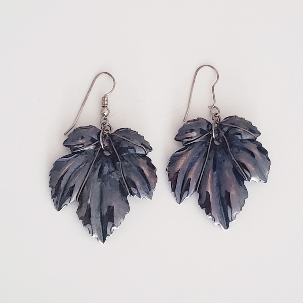 Vintage Maple Leaves Silver/Gunmetal Wirewrap Sheen/Shiny Dangly Earrings